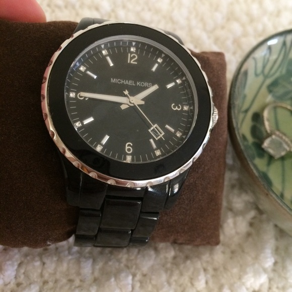 Michael Kors watch - Picture 2 of 4